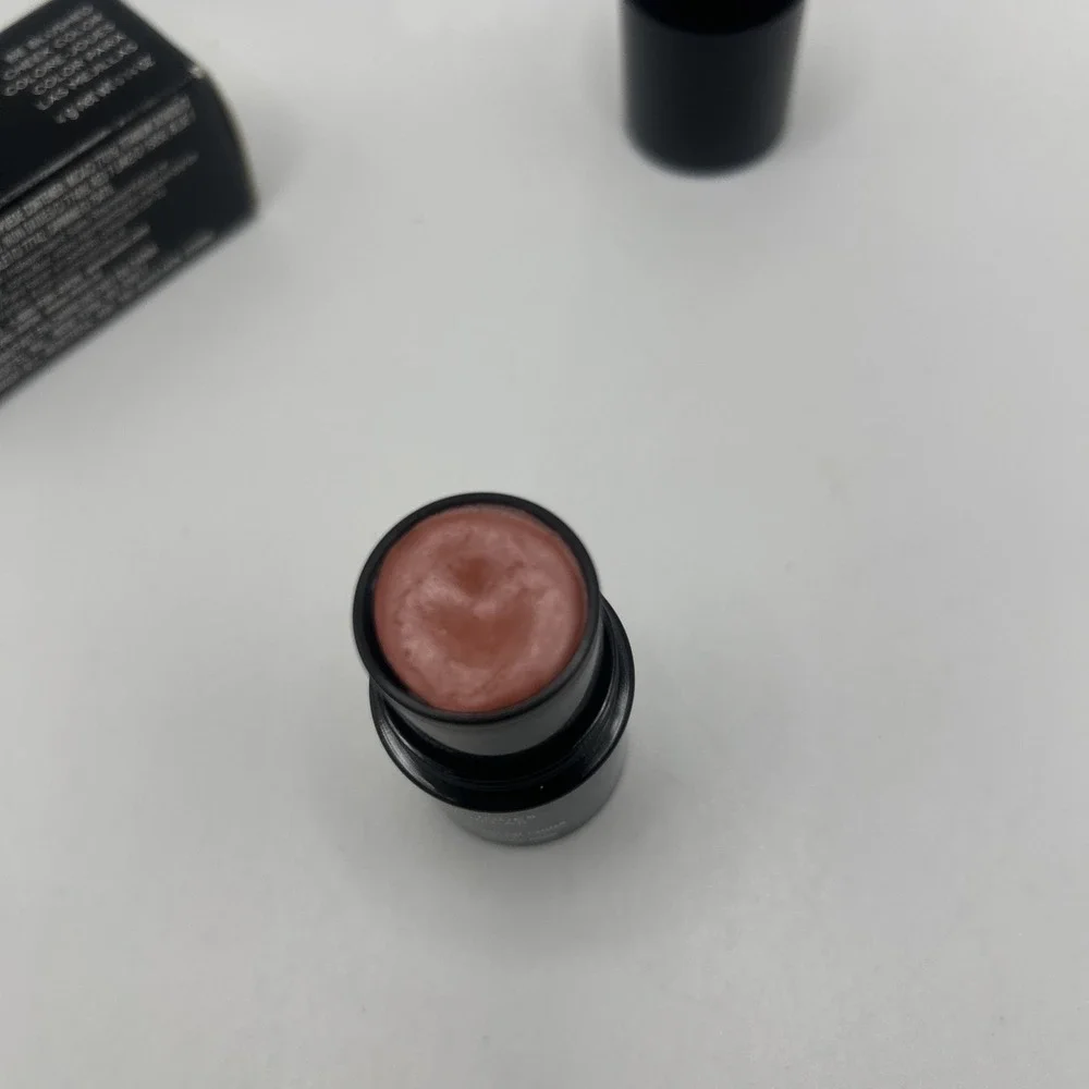 Avon True Color Be Blushed Cheek Color Stick Blushing Nude 4g 0.14oz New in Box